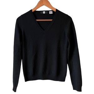 Saks Fifth Avenue 100% Cashmere Black V-Neck Sweater, Size: Extra Small
